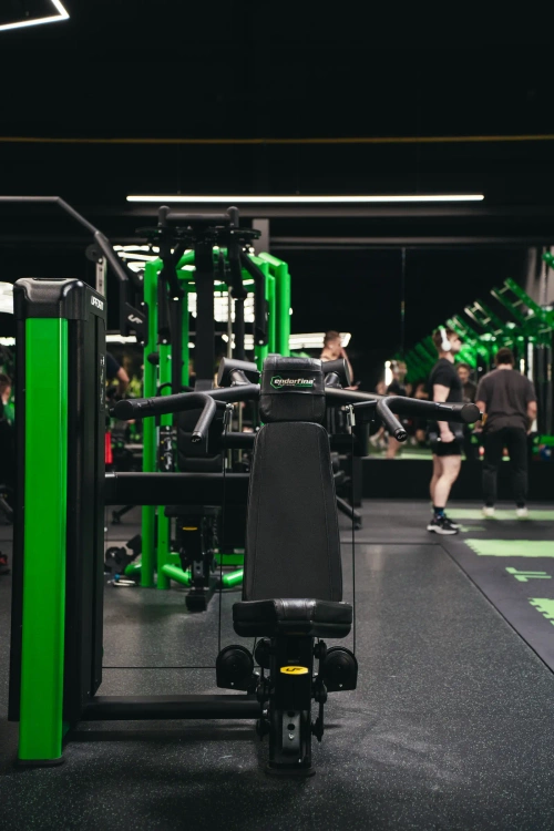 Schulterdrücken Maschiene UR-U030 - UpForm